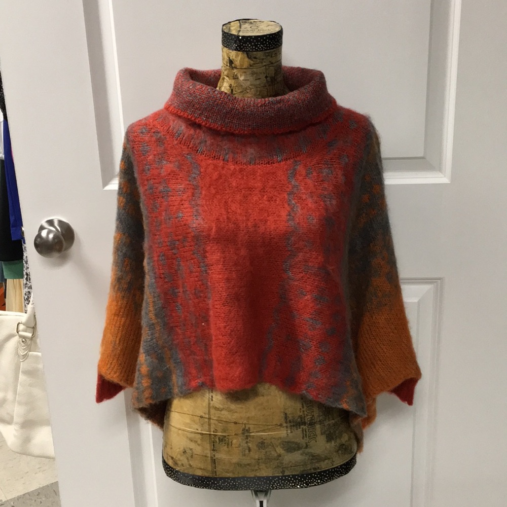 Vertigo sweater